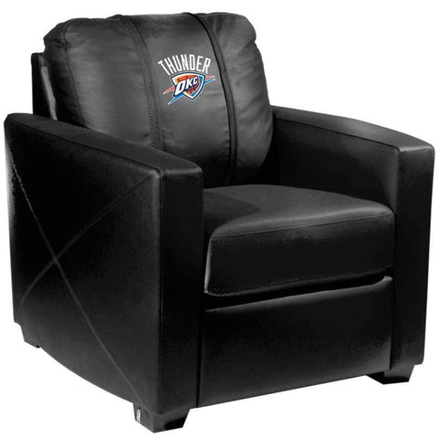 Dreamseat XZ7759002CHCDBK club chair with Oklahoma City Thunder logo, angled front view
