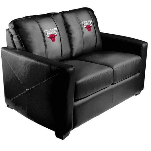 Dreamseat XZ7759003LSCDBK stationary loveseat with Chicago Bulls logos on both back cushions